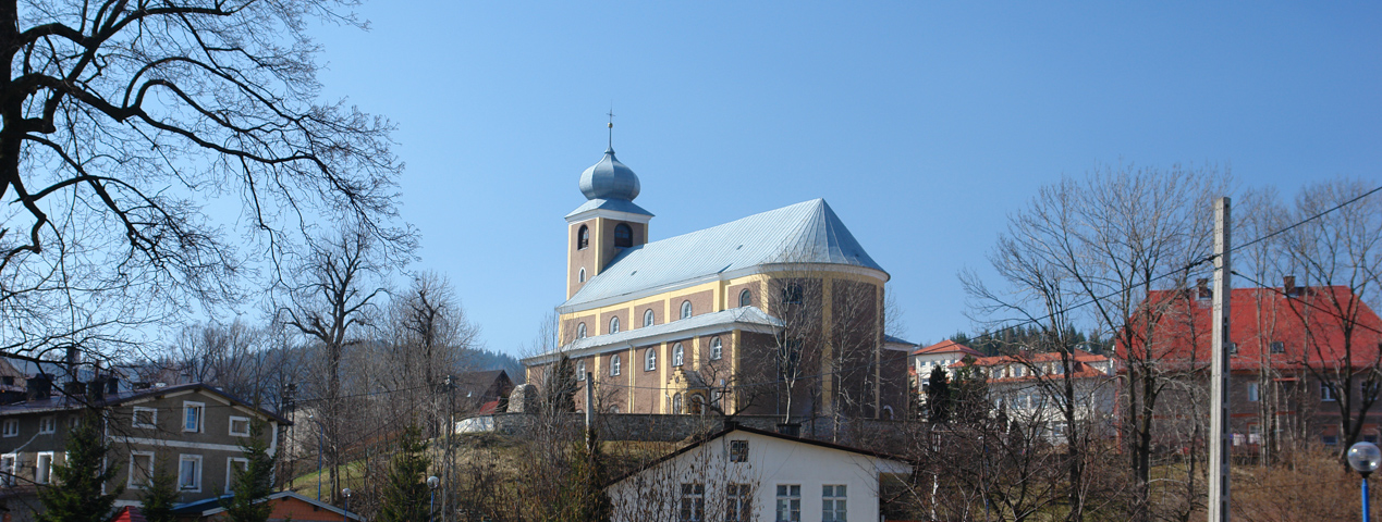 Widok kościoła parafialnego Stronie Śląskie